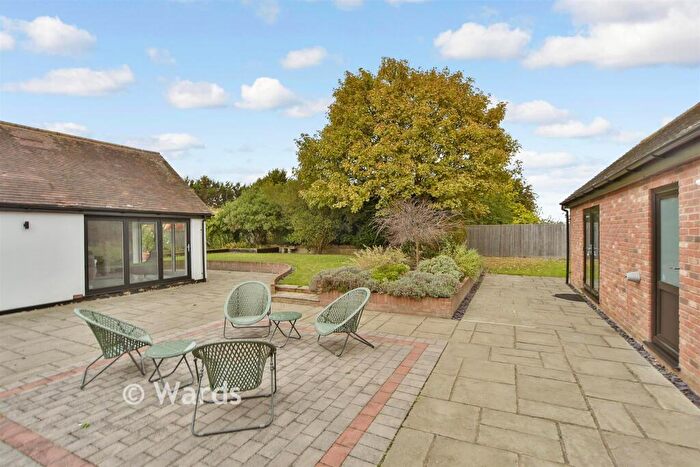 2 Bedroom Detached Bungalow For Sale In Wybournes Lane, High Halstow, Rochester, Kent, ME3