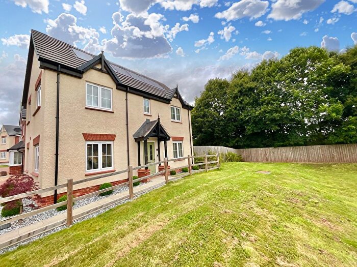 3 Bedroom Detached House For Sale In Canal Close, Newport, TF10