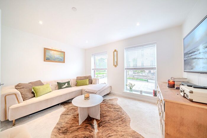 4 Bedroom Town House For Sale In Kingdom Court, Chepstow, NP16