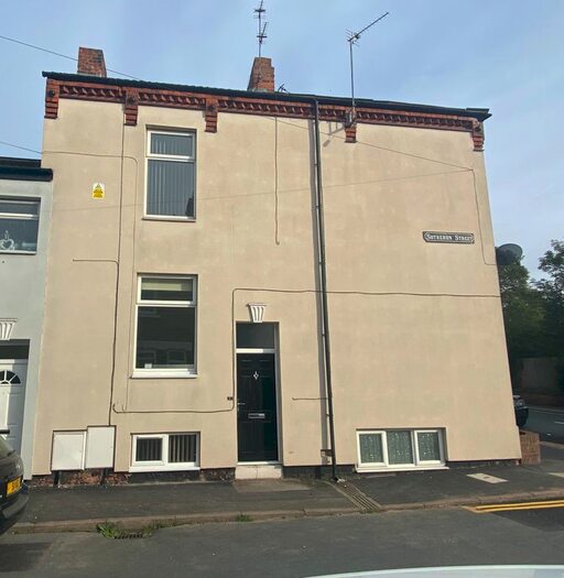 3 Bedroom Town House To Rent In Sotheron Street, Goole, DN14