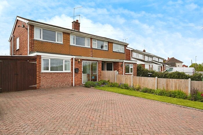 3 Bedroom Detached House For Sale In Oldbury Road, Worcester, Worcestershire, WR2