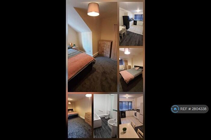 4 Bedroom Terraced House To Rent In St Columbas Drive, Birmingham, B45