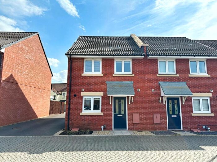 3 Bedroom House For Sale In Brickworks Close, Bristol, BS5