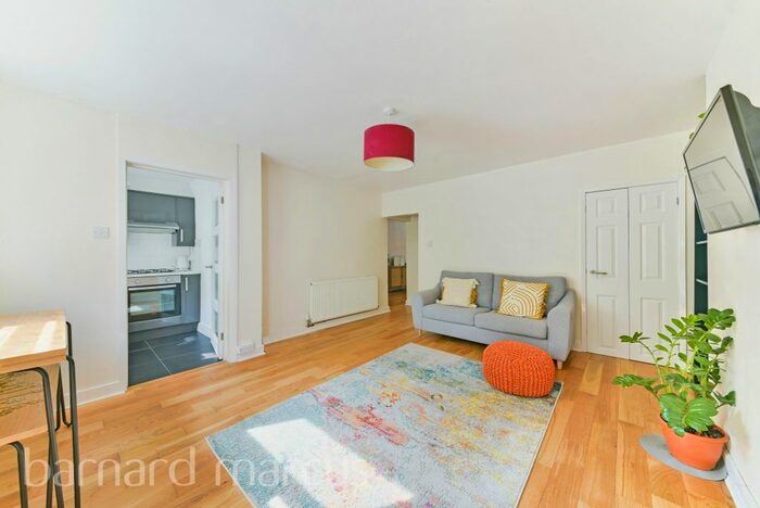 1 Bedroom Flat To Rent In Canning Road, Addiscombe, Croydon, CR0