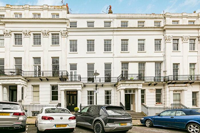 3 Bedroom Flat To Rent In Sussex Square, Brighton, East Sussex, BN2