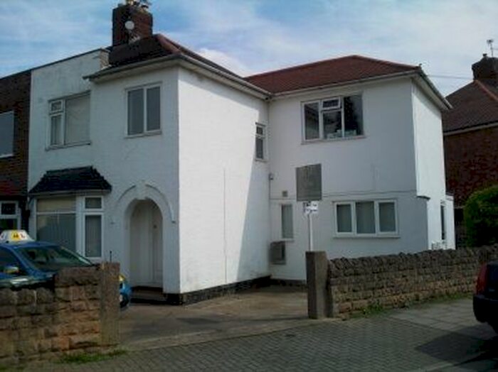 2 Bedroom Flat To Rent In , Beech Avenue, Beeston, NG9