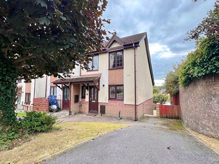 3 Bedroom End Of Terrace House For Sale In Rowans Lane, Bryncethin, Bridgend, CF32