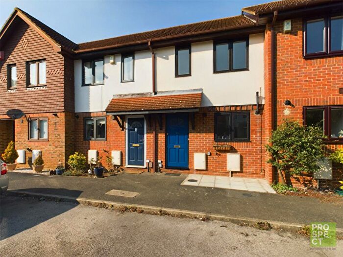 2 Bedroom Terraced House To Rent In The Wickets, Maidenhead, Berkshire, SL6