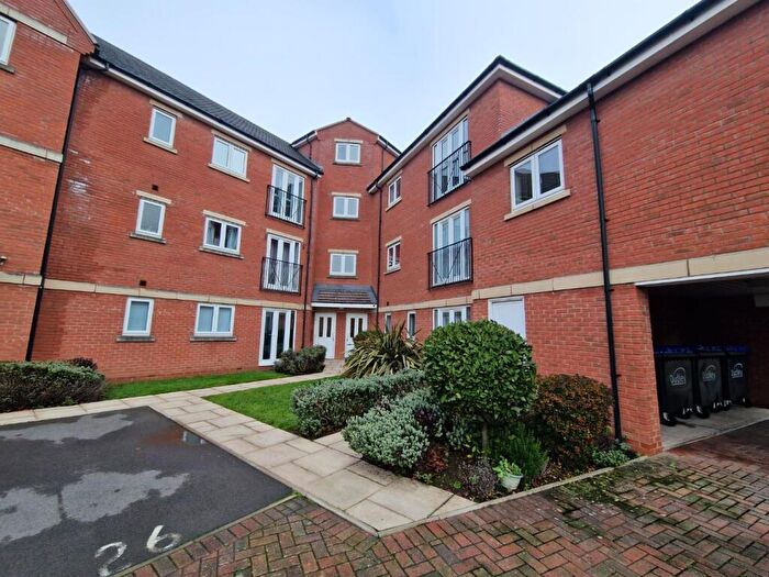 2 Bedroom Flat To Rent In Marshall Crescent, Stourbridge, DY8