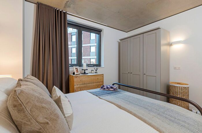2 Bedroom Flat To Rent In Repton Gardens, Wembley Park, HA9