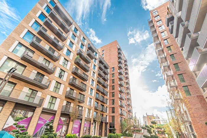 2 Bedroom Flat To Rent In The Exchange Watford, Watford, WD24