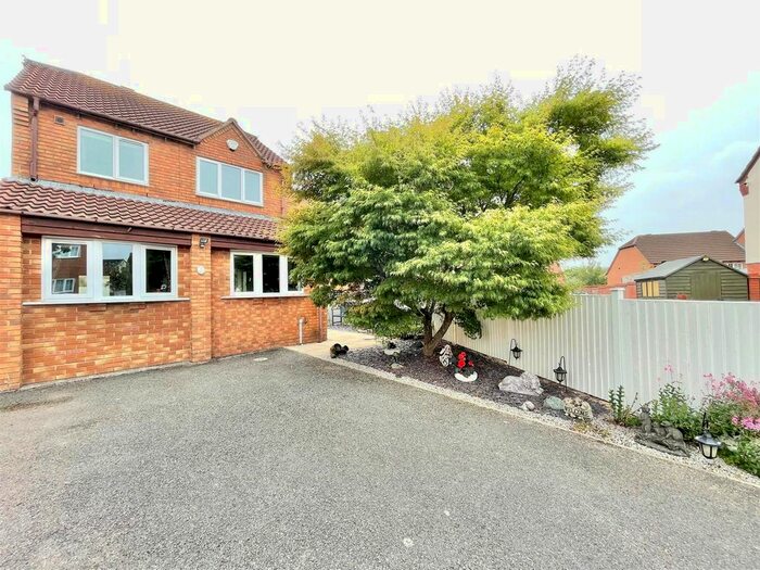 3 Bedroom Detached House To Rent In Mallard Close, Bradley Stoke, Bristol, BS32