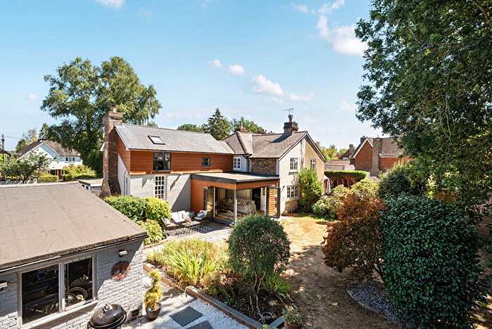 4 Bedroom Semi Detached House For Sale In Glaziers Lane, Normandy, GU3