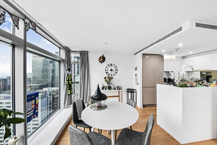 2 Bedroom Apartment For Sale In Pan Peninsula Square London, E14