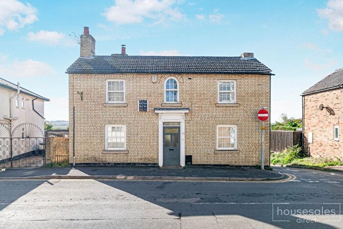 4 Bedroom Detached House For Sale In High Street Sutton, Ely, CB6