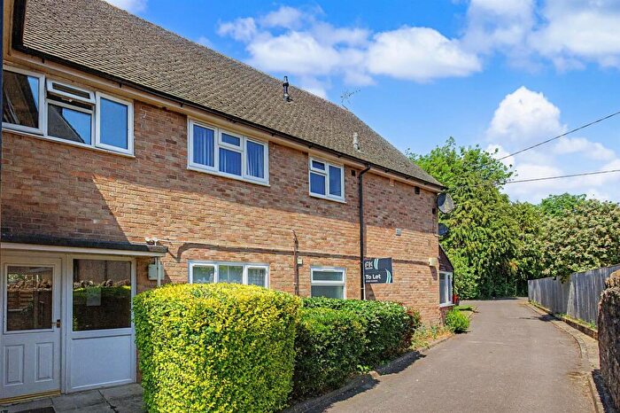 2 Bedroom Apartment For Sale In Heath Lane, Bladon, OX20