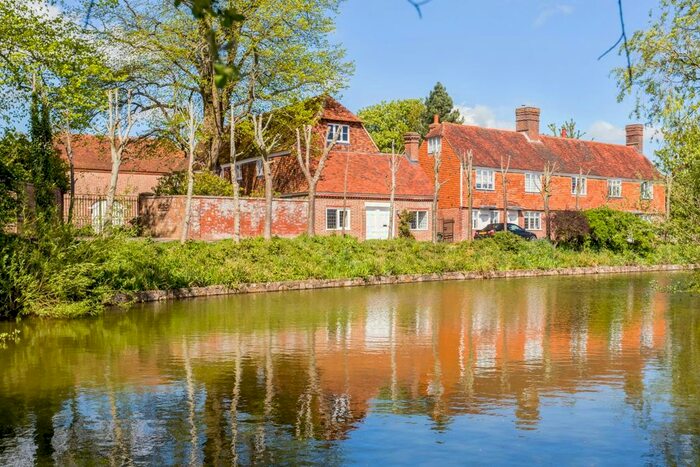 3 Bedroom Flat To Rent In The Green, Matfield, Tonbridge, TN12