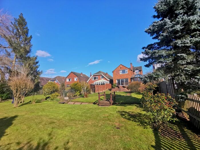 4 Bedroom Detached House To Rent In Brookside Avenue, Kenilworth, CV8