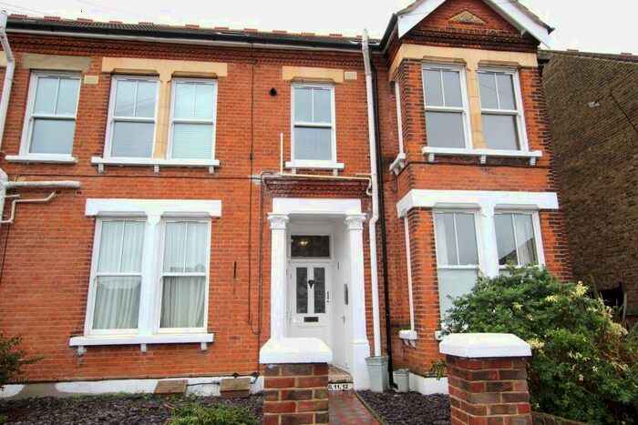 2 Bedroom Flat To Rent In Flat, - Downs Park, Herne Bay, CT6