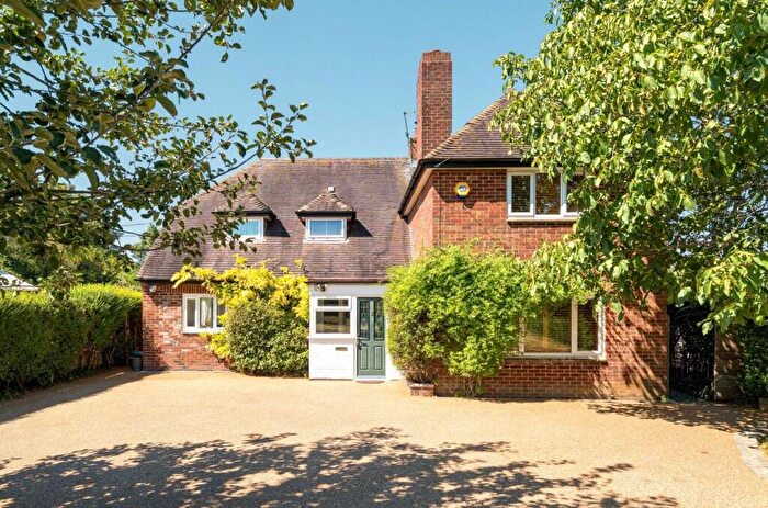 7 Bedroom Detached House For Sale In Vigo Road, Andover, SP10