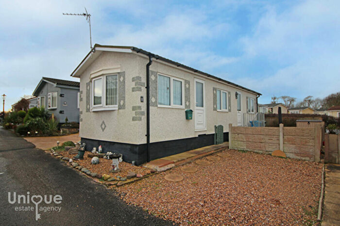 1 Bedroom Park Home For Sale In Blackpool Road, Kirkham, Preston, Lancashire, PR4