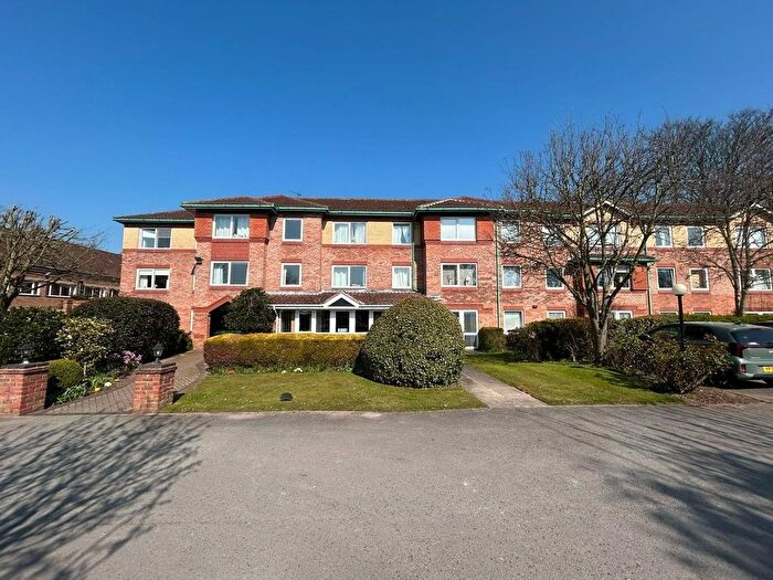 2 Bedroom Flat For Sale In Danesmead Close, Fulford, YO10