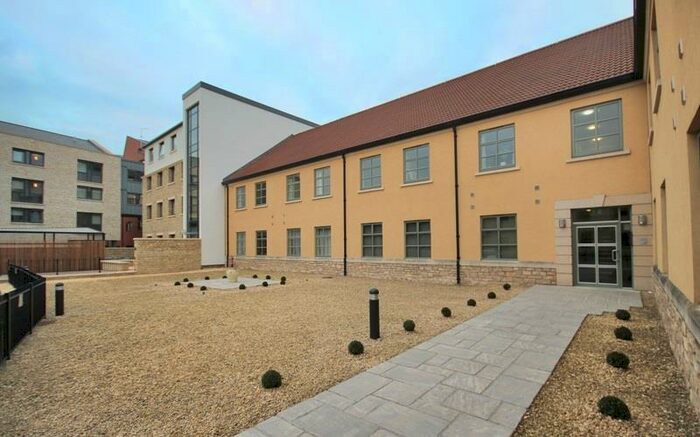2 Bedroom Flat To Rent In River Place, BA2