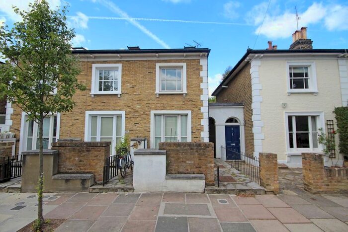1 Bedroom Flat To Rent In Sheendale Road, Richmond TW9