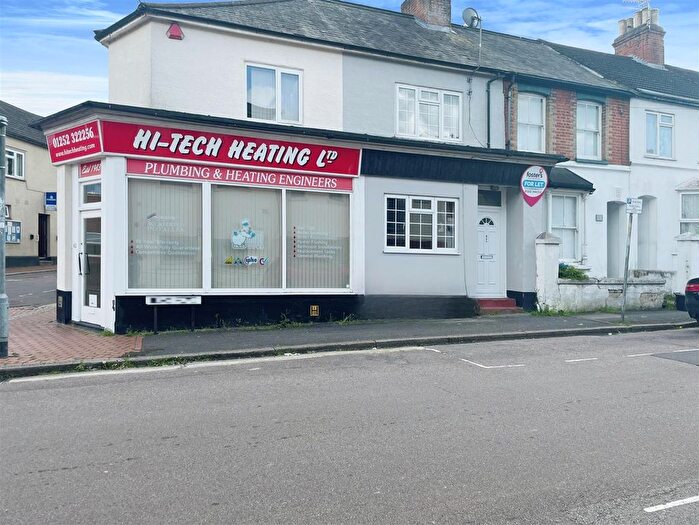 1 Bedroom Terraced House To Rent In Elms Road, Aldershot, GU11