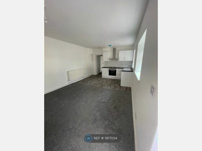 1 Bedroom Flat To Rent In Trentham Street, Swinton, Manchester, M27