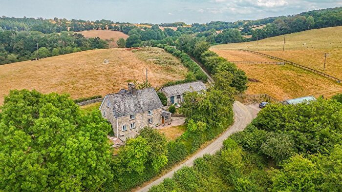 4 Bedroom Detached House For Sale In Bampton, Tiverton, Devon, EX16