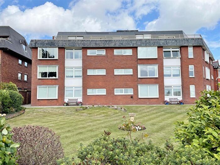 2 Bedroom Apartment For Sale In High Legh, Marine Drive, Fairhaven, Lytham, FY8