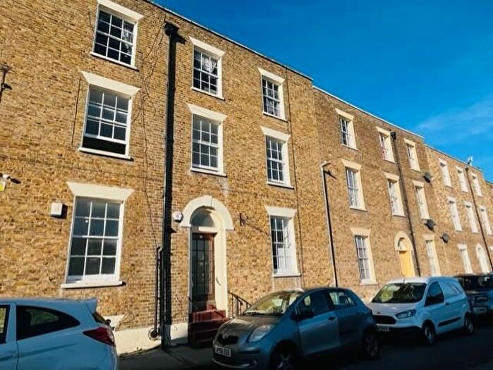 1 Bedroom Flat To Rent In Chapel Place Lane, Ramsgate, CT11