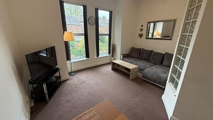 Flat To Rent In Clyde Road, West Didsbury, M20