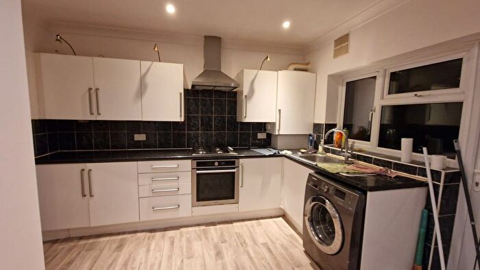 3 Bedroom Terraced House To Rent In Whites Avenue, IG2