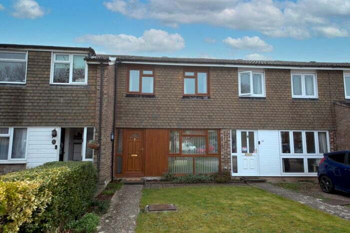 3 Bedroom Terraced House To Rent In Trout Walk, Newbury, RG14