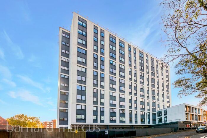 2 Bedroom Apartment To Rent In Wellesley Road, Sutton, SM2