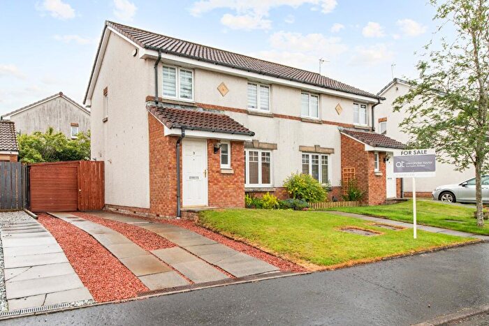 3 Bedroom Semi-Detached House For Sale In Ardgay Drive, Bonnybridge, Falkirk, FK4
