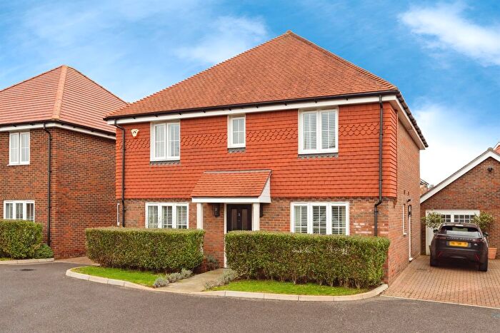 4 Bedroom Detached House For Sale In Pochard Gardens, Crowborough, TN6