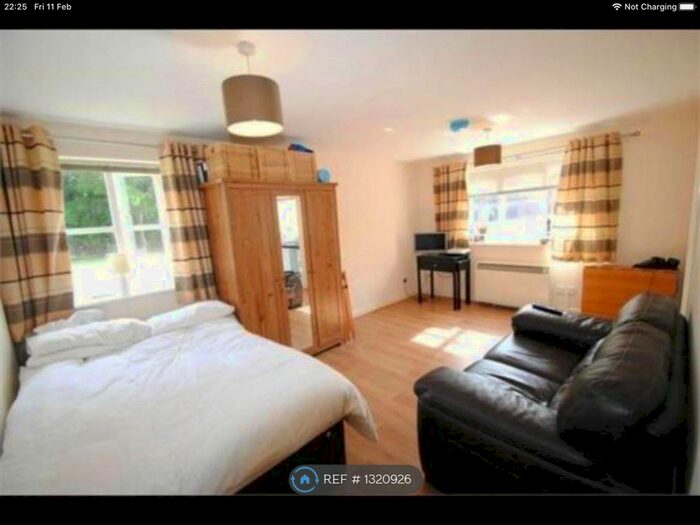 1 Bedroom Flat To Rent In Lucas Gardens, East Finchley N2