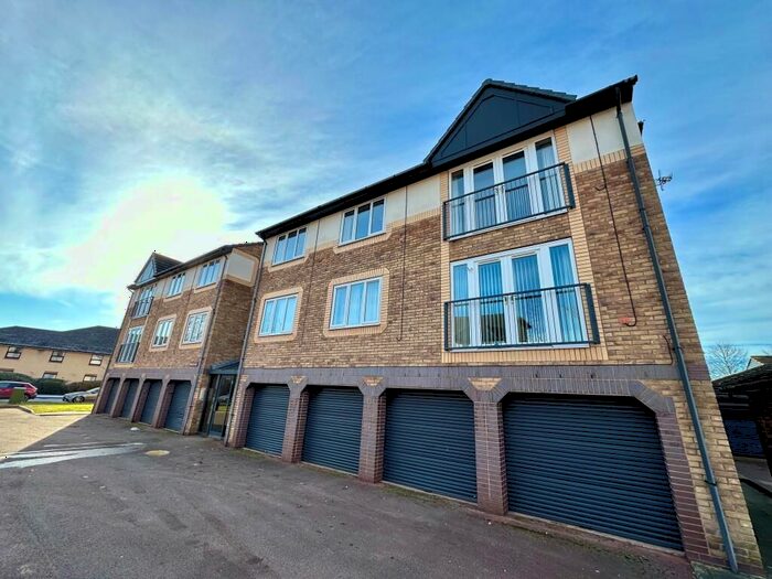 2 Bedroom Flat To Rent In Manor Park Court, Uttoxeter New Road, Derby, DE22