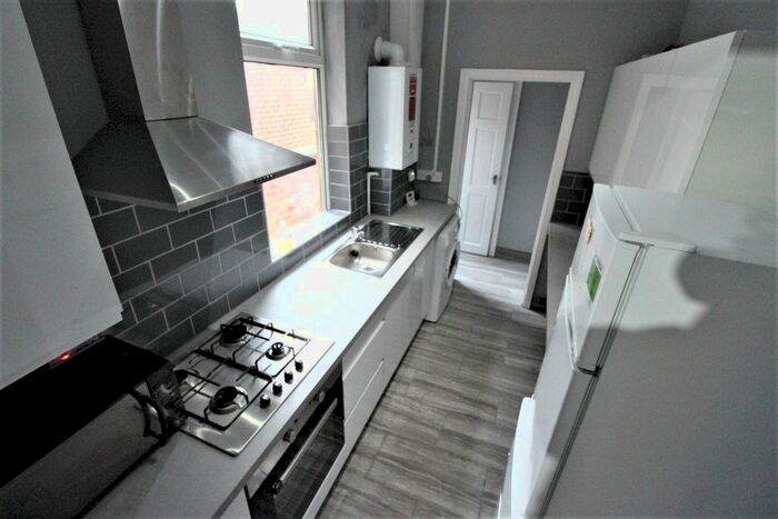 5 Bedroom Terraced House To Rent In Gulson Road, Coventry, CV1