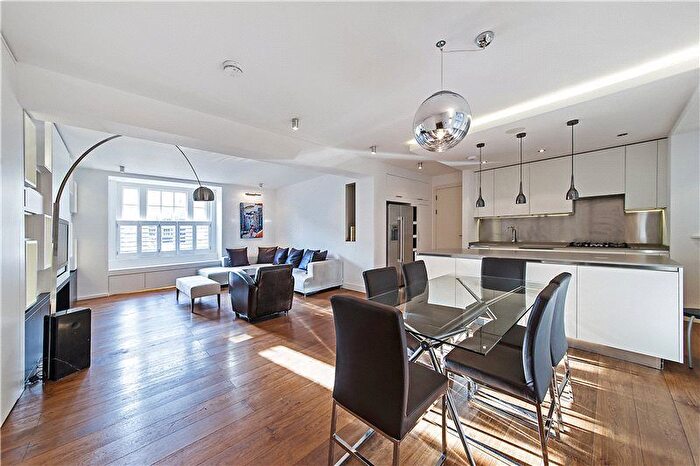 3 Bedroom Flat To Rent In Clarewood Court, Crawford Street, Marylebone, London, W1H