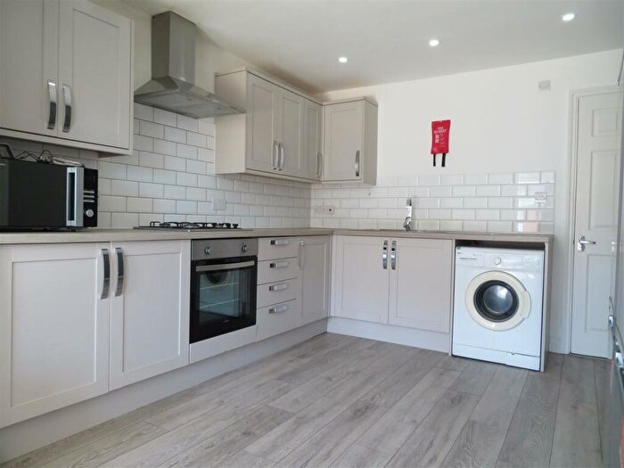 6 Bedroom House To Rent In Blackfriars Road, Southsea, PO5