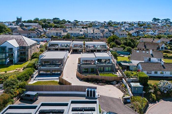 3 Bedroom Property To Rent In Azure, St. Ives, TR26