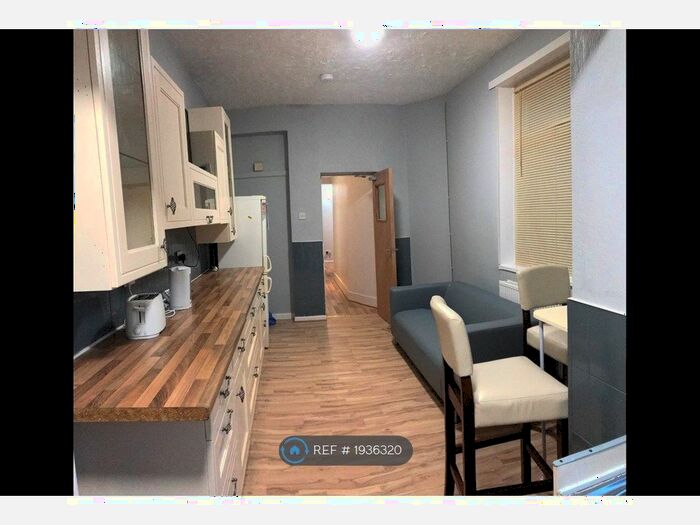 5 Bedroom Terraced House To Rent In Liverpool Street, Salford, M5