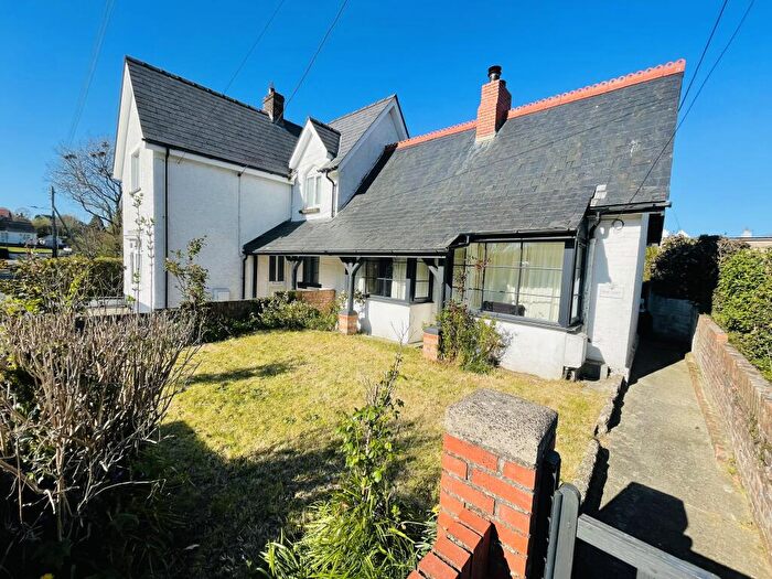 2 Bedroom Bungalow To Rent In Cardigan, SA43