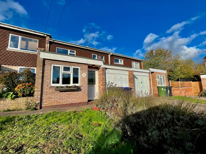 3 Bedroom Terraced House To Rent In Ilex Court, Warwick, CV34