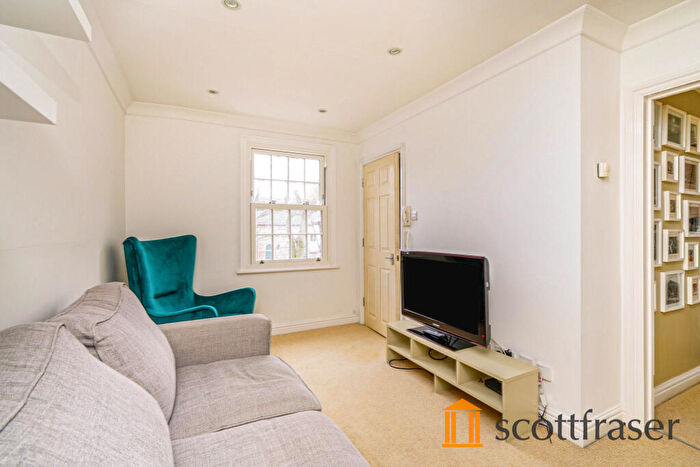2 Bedroom Apartment To Rent In Old Station Yard, Abingdon, OX14