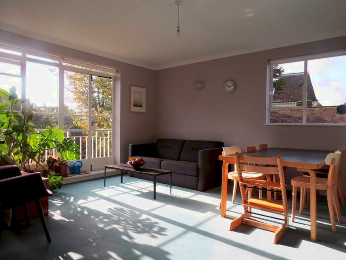 2 Bedroom Apartment To Rent In Sydenham Hill, London, SE26